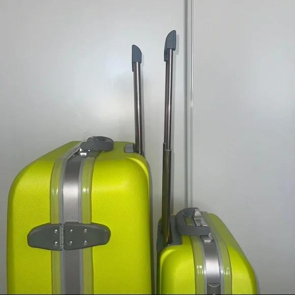 Neon yellow suitcases - Picture 5 of 14